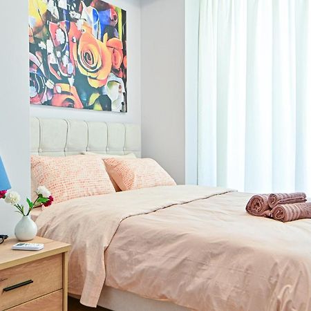 Beautiful New Apartment 5 Min From Piraeus Port المظهر الخارجي الصورة